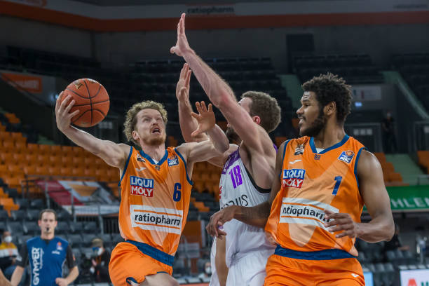 作为第一位 作为第一位